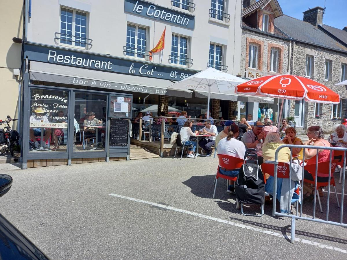 Le Cotentin Appart'hôtels&Restaurant le Cot' Portbail Exterior foto